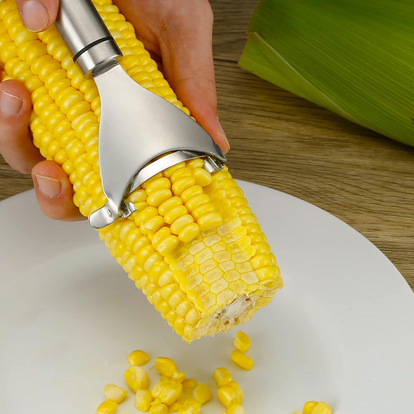 🌽Corn kernels flying everywhere? 🔥Save 50% on this splash-proof thresher! 🔥