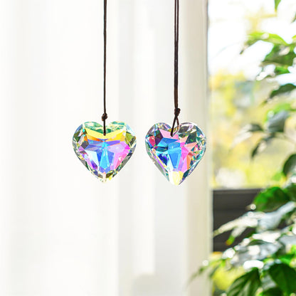 💝Is your decor lacking soul? 🔥Light up your heart-shaped prism pendant at half price! 🔥